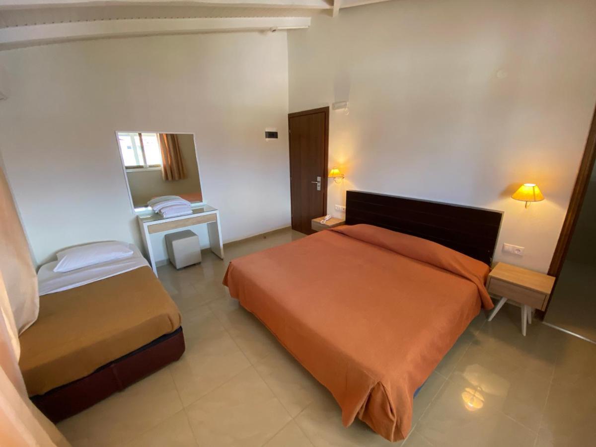 Hotel Platon Beach Olympiakí Aktí エクステリア 写真
