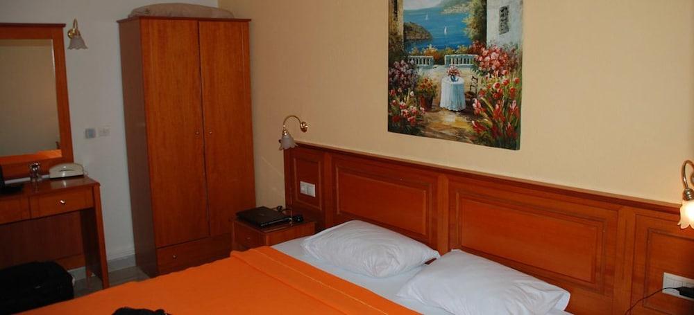 Hotel Platon Beach Olympiakí Aktí エクステリア 写真
